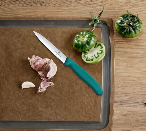 Victorinox Paring Knife Serrated Kale Green 10cm