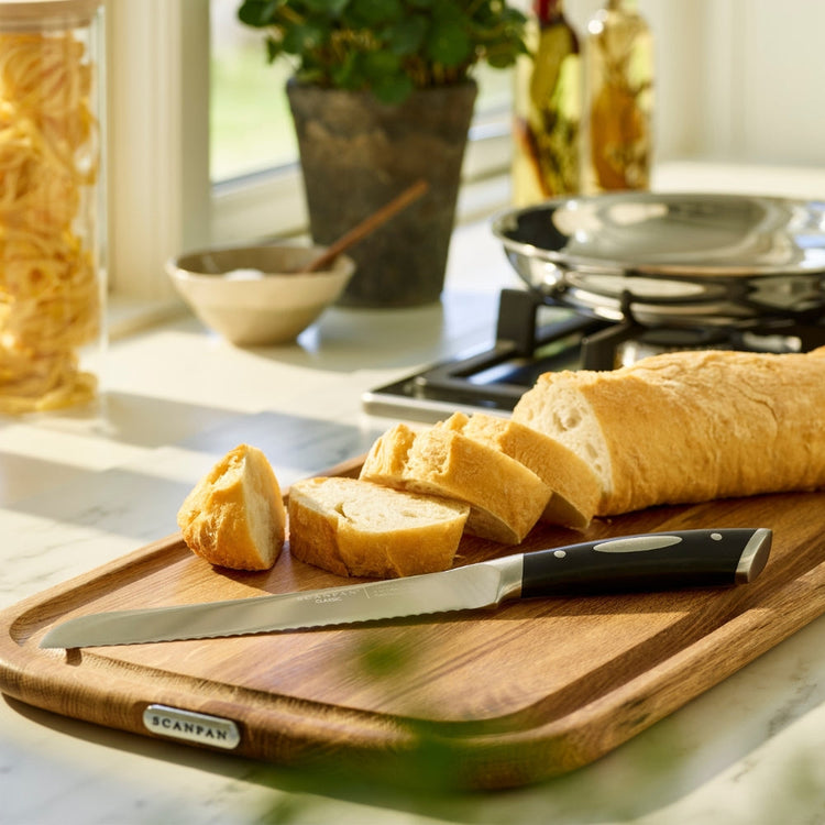 BREAD KNIVES