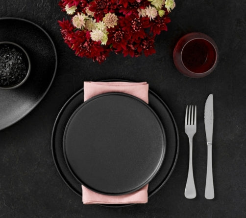 DINNER PLATES