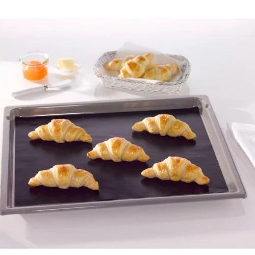 CUPCAKE LINERS & BAKING MATS