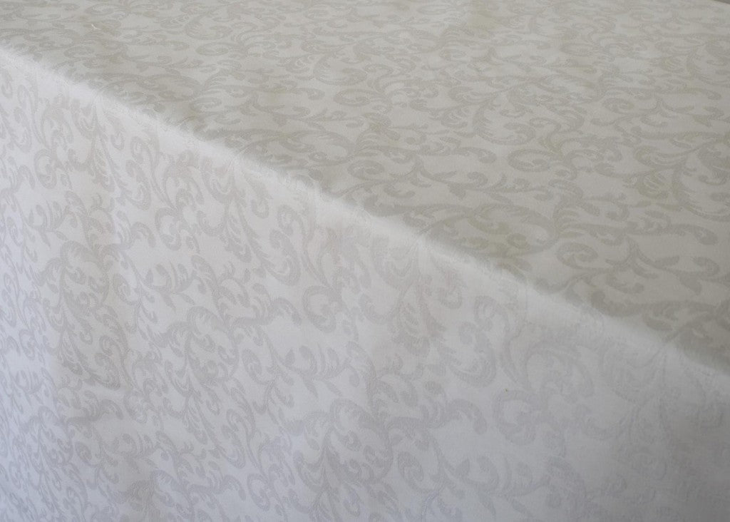 Tablecloth White China Swirl Round 180cm