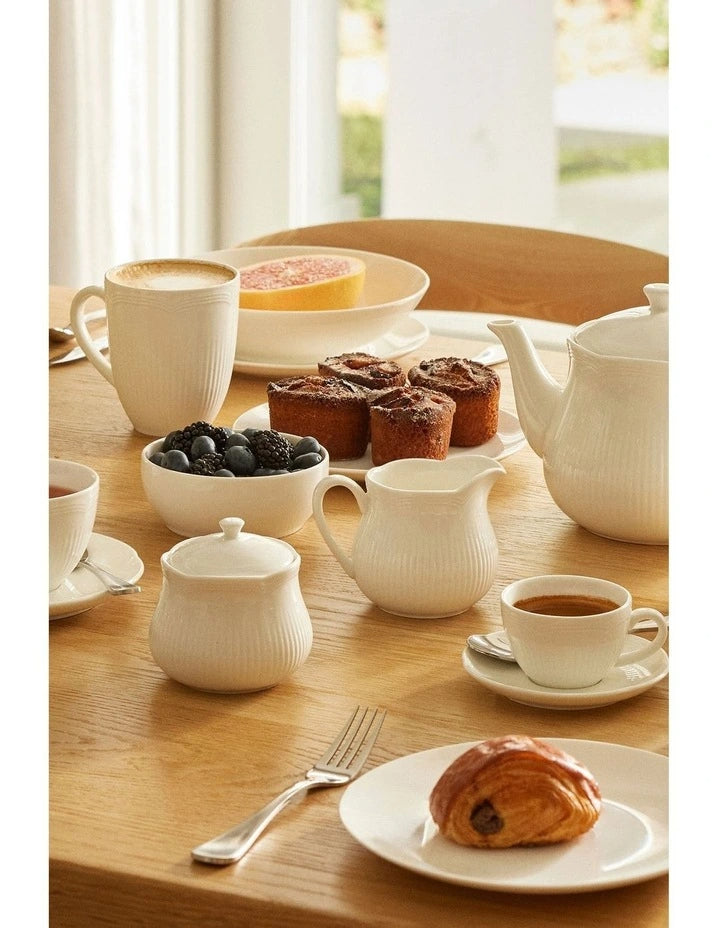 Maxwell Williams Rococo Sugar Bowl