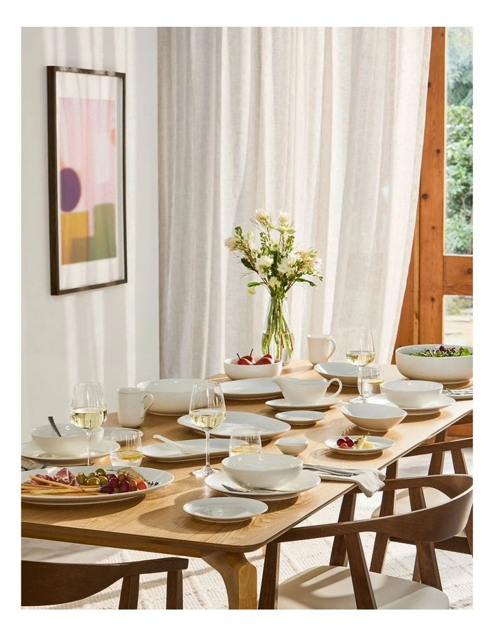 Maxwell Williams Diamonds Oval Bowl 30x21cm