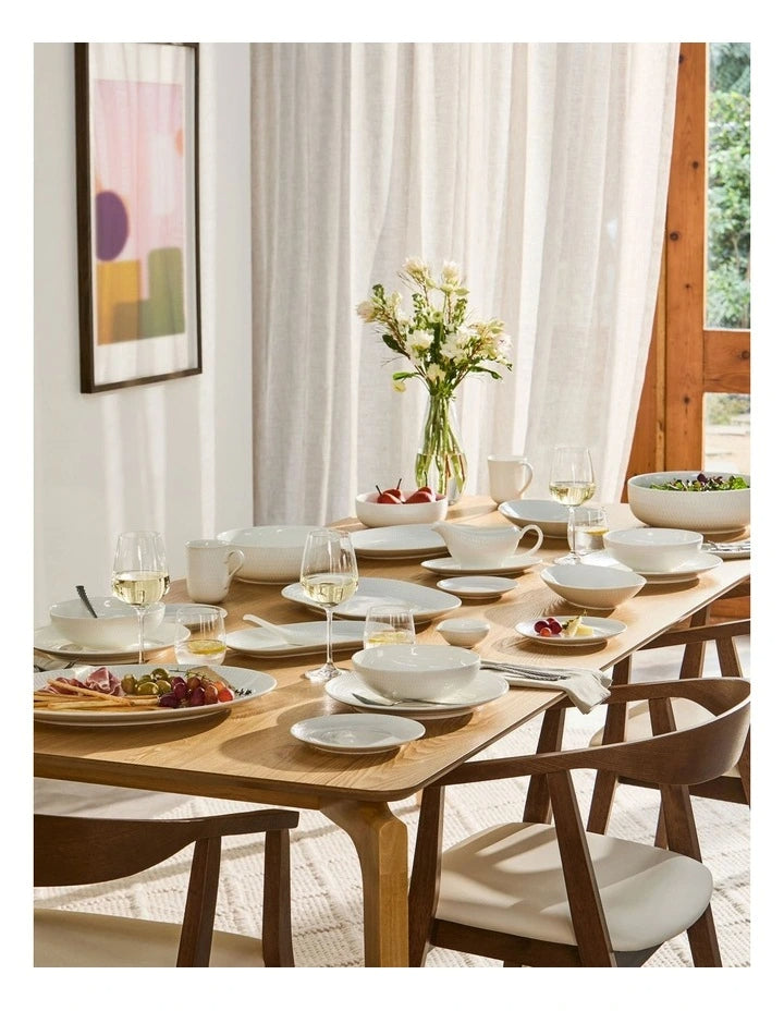 Maxwell Williams Diamonds Gravy Boat 480ml