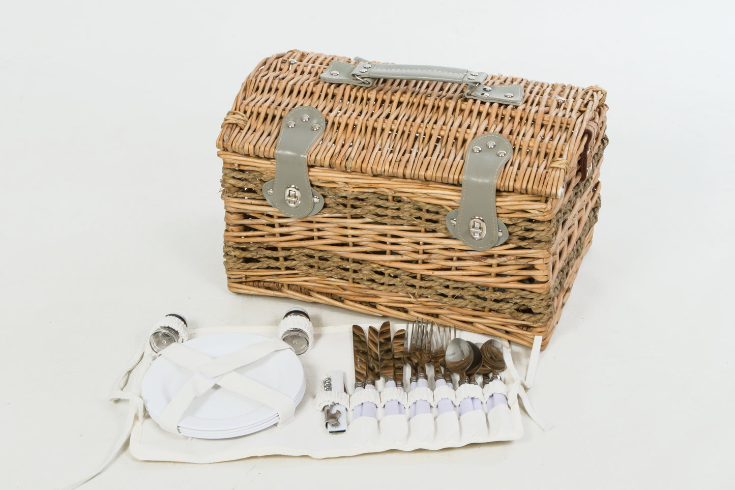 Picnic Basket Classic with Cream Cutlery Bag