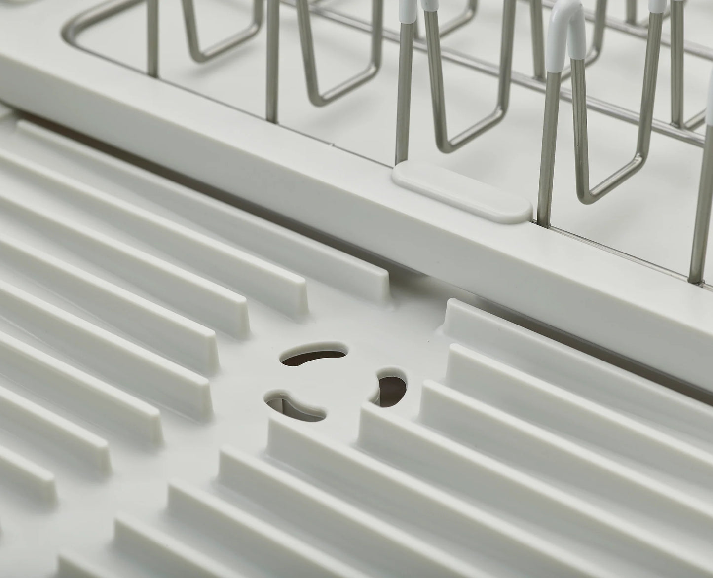 Joseph Joseph Extend Steel Expandable Dish Drainer