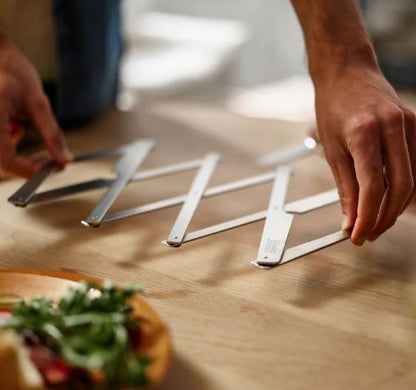 JosephJoseph Space Expandable Trivet