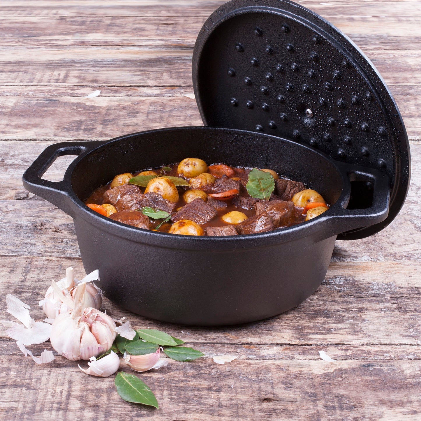 Victoria Cast Iron EnamelledCasserole with Lid 3.8