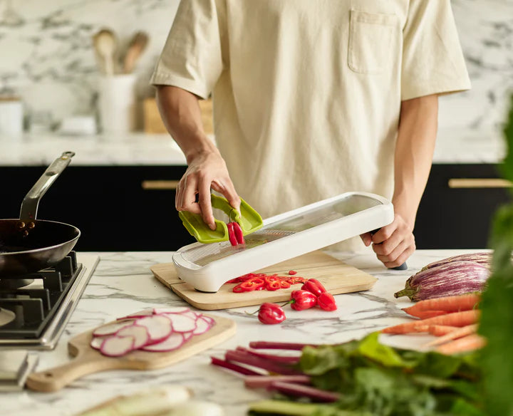 Joseph Joseph Mult-Grip Mandoline Plus White