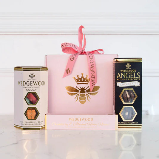 Wedgewood Classic Hamper Pink