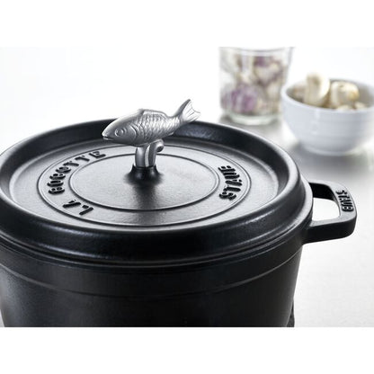 Staub Knob Fish