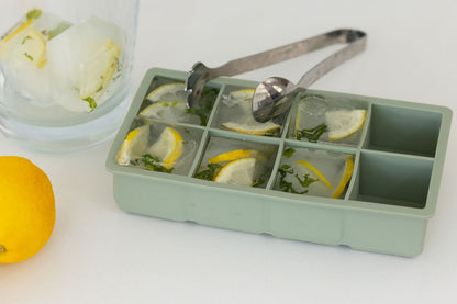 Ice Cube Tray 8-Hole Square Silicone 21x11.5x5cm