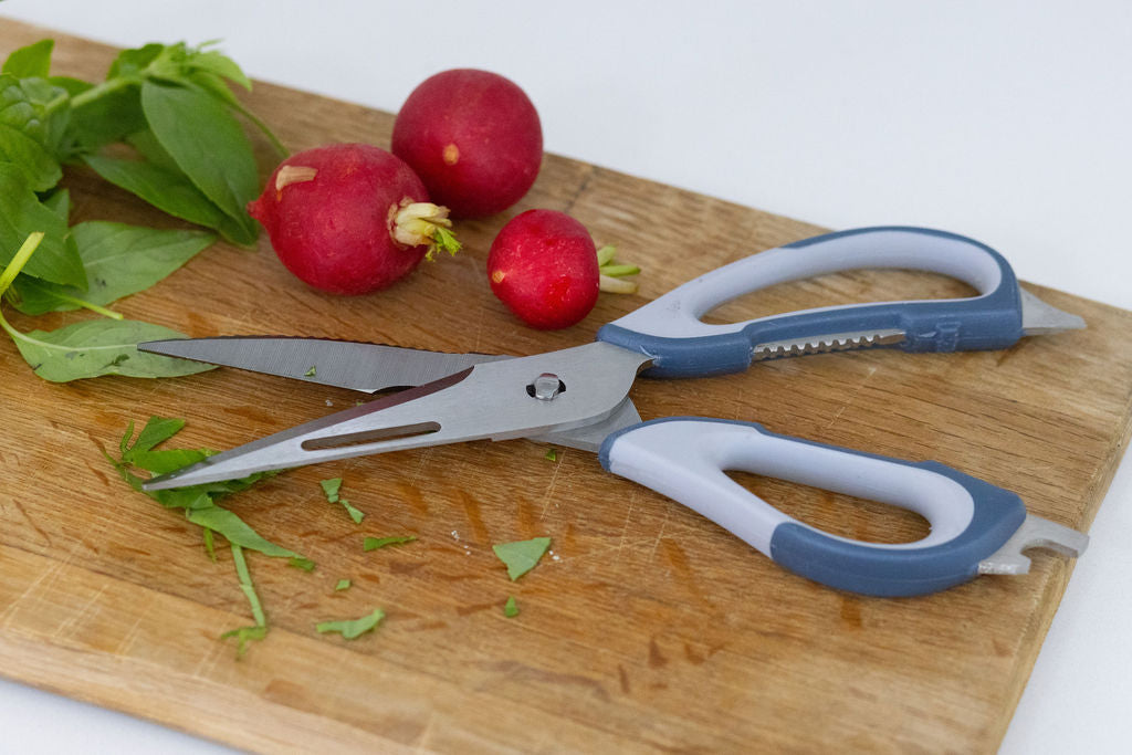 Kitchen Scissors with Cover Magnet