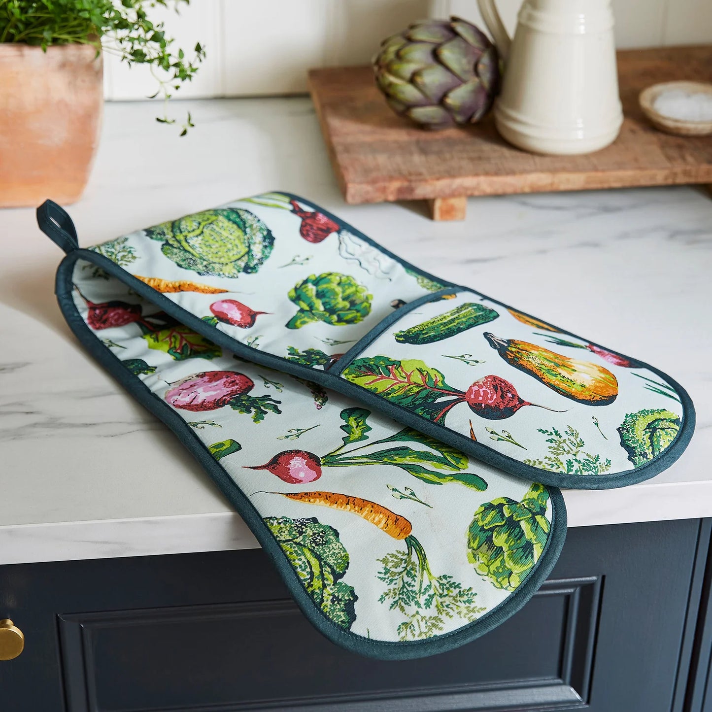 Ulster Weavers Double Oven Glove Vegetable Medley