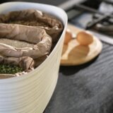 Tierra Bread Bin with Bamboo Board Cream